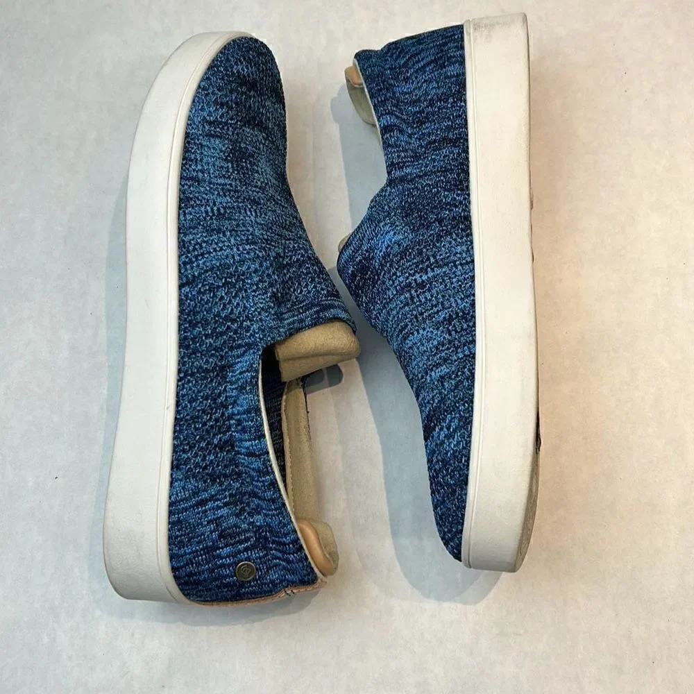 Spenco Womens Coastal Slip On Shoes Patriot Blue Sz 10 Knit Orthotic Lightweight